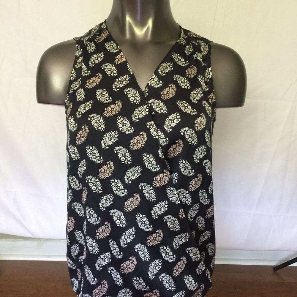 Ann Taylor Sleeveless Blouse Petite MP